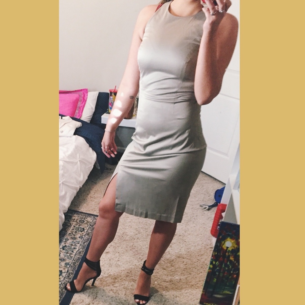 Banana Republic golden wheat Sheath dress